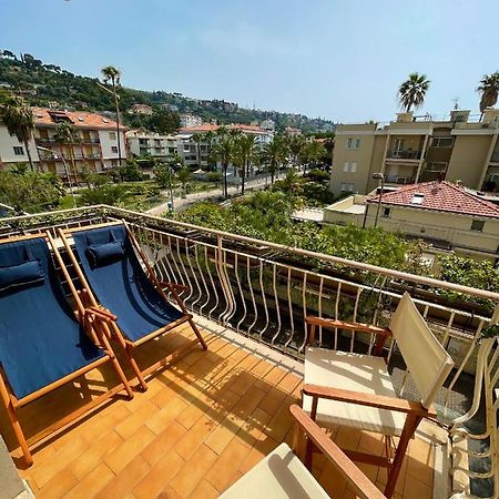 Casa Vacanze Il Veliero Apartment Bordighera Ngoại thất bức ảnh