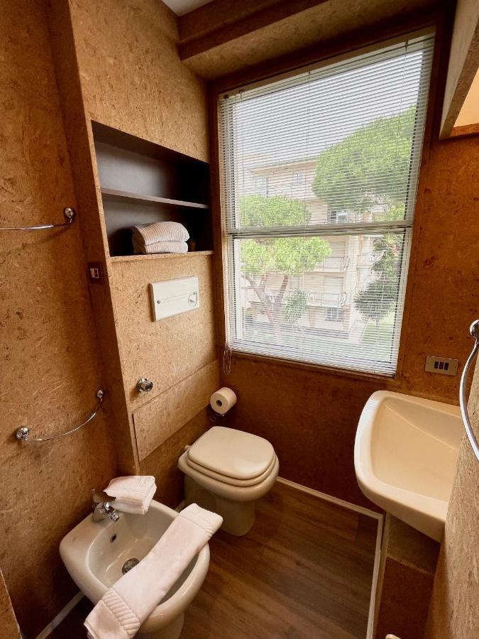 Casa Vacanze Il Veliero Apartment Bordighera Ngoại thất bức ảnh
